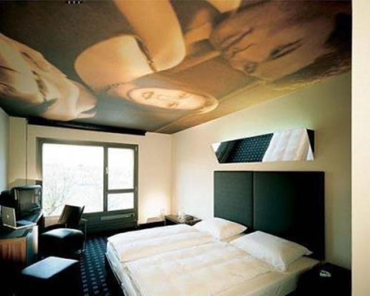 Kult Hotel インゴルシュタット エクステリア 写真